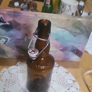 Vintage German Ultenmunster Brauer Beer Amber Embossed Bottles Ceramic Swing Top